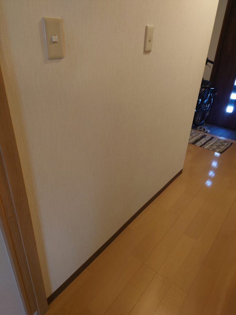 神戸市灘区 戸建住宅の階段下 デッドスペース 工事前の様子