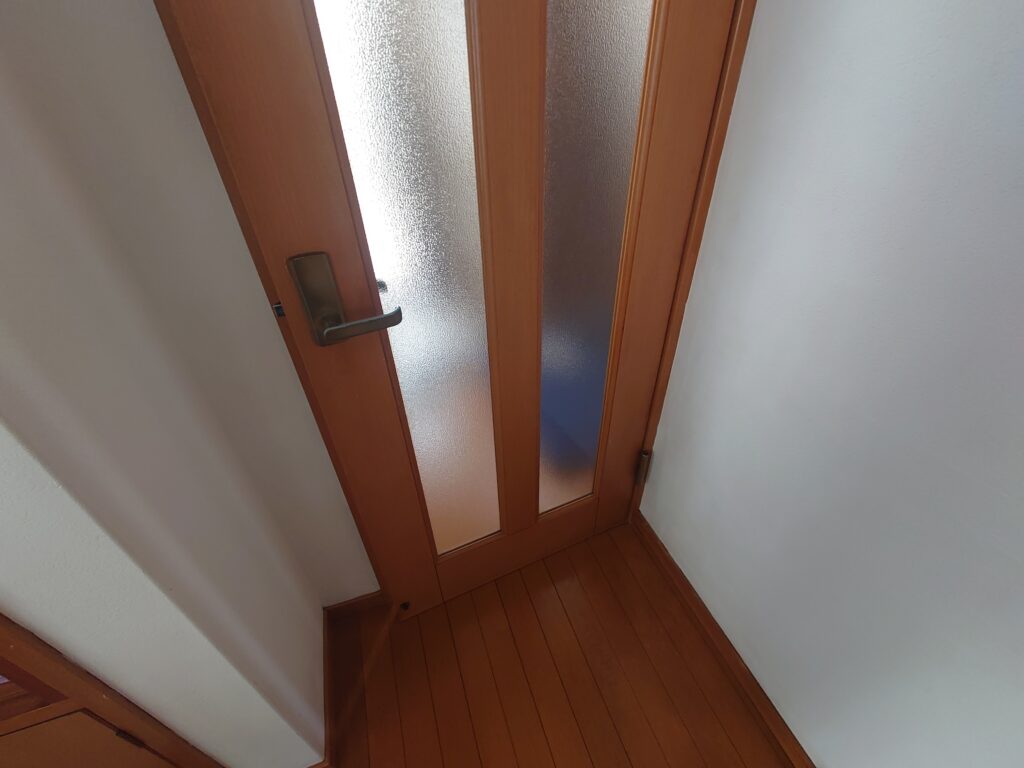 施工前の室内ドア